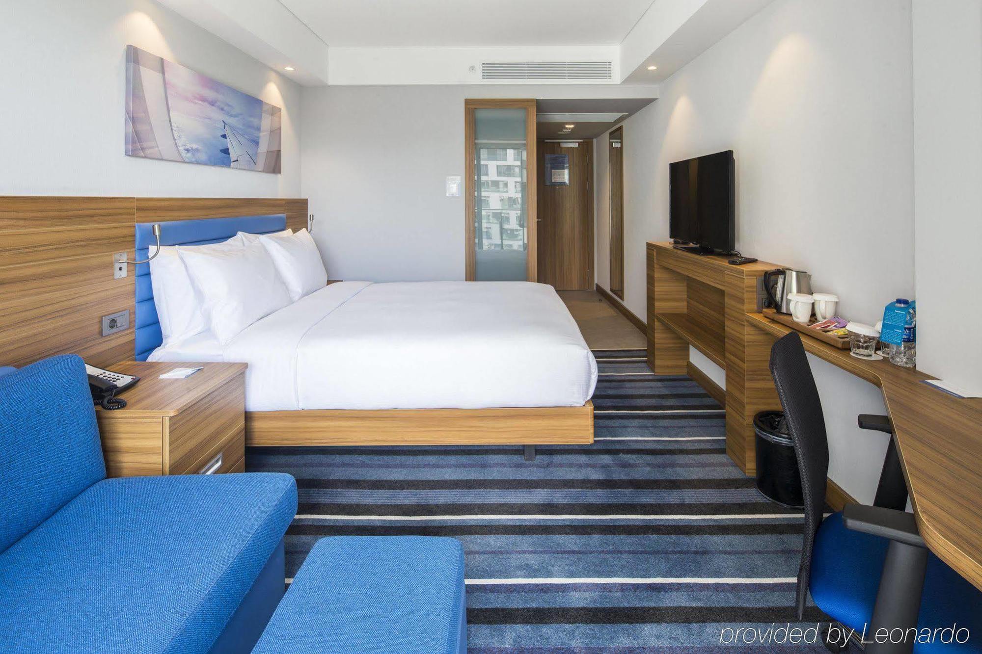 Hampton By Hilton Istanbul Kurtkoy Hotell Eksteriør bilde